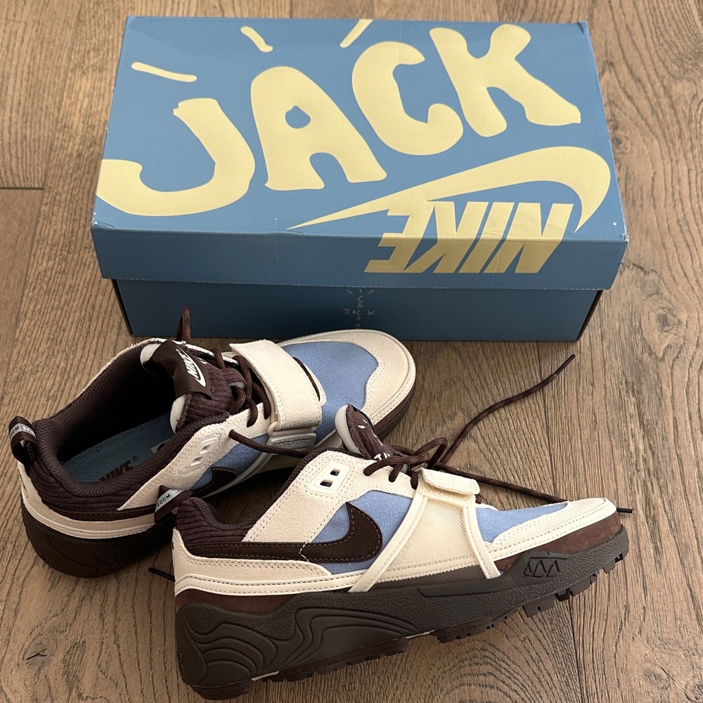 Nike x Travis Scott Zoom Field Jaxx shoes BRAND NEW